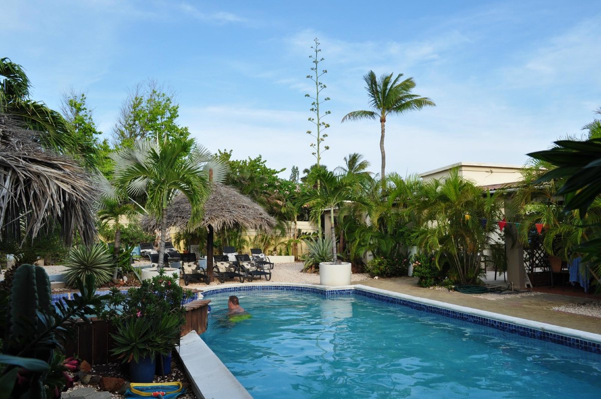 BANANAS APARTMENTS - Updated 2024 Prices & Villa Reviews (Aruba/Malmok ...