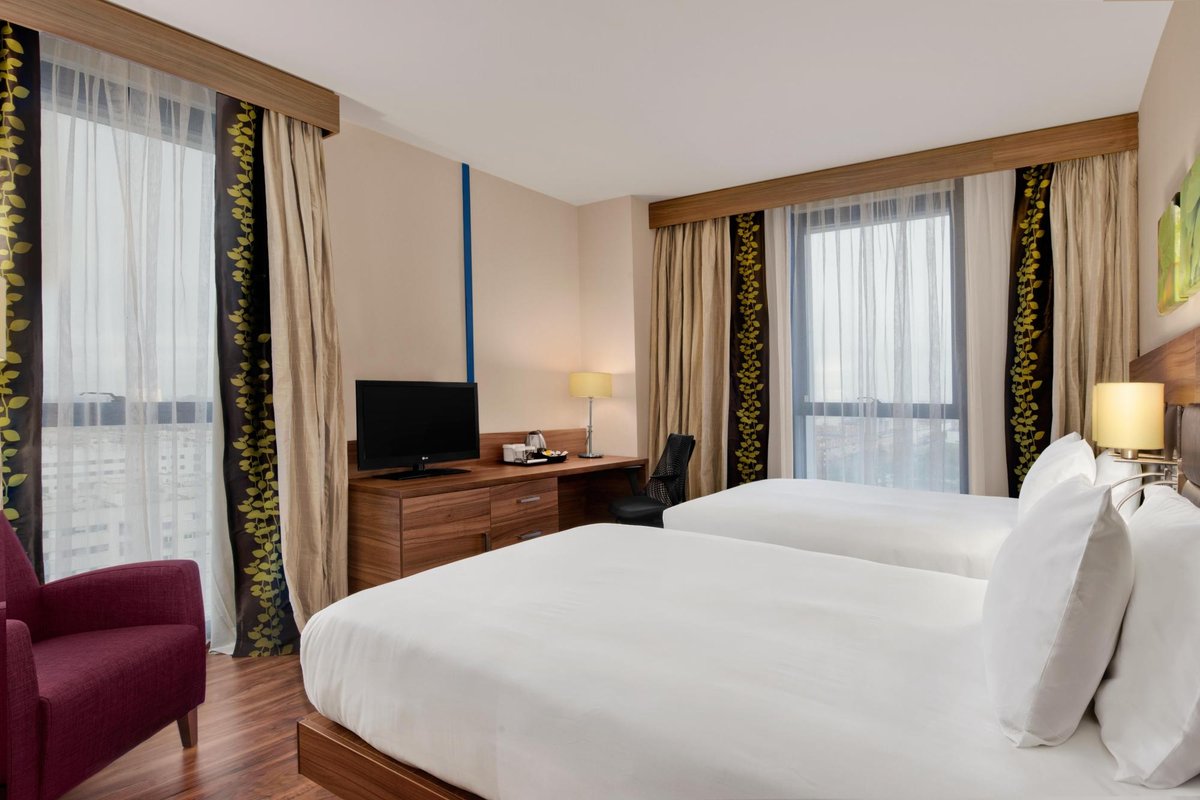 HILTON GARDEN INN SEVILLA (Севилья) - отзывы, фото и сравнение цен -  Tripadvisor