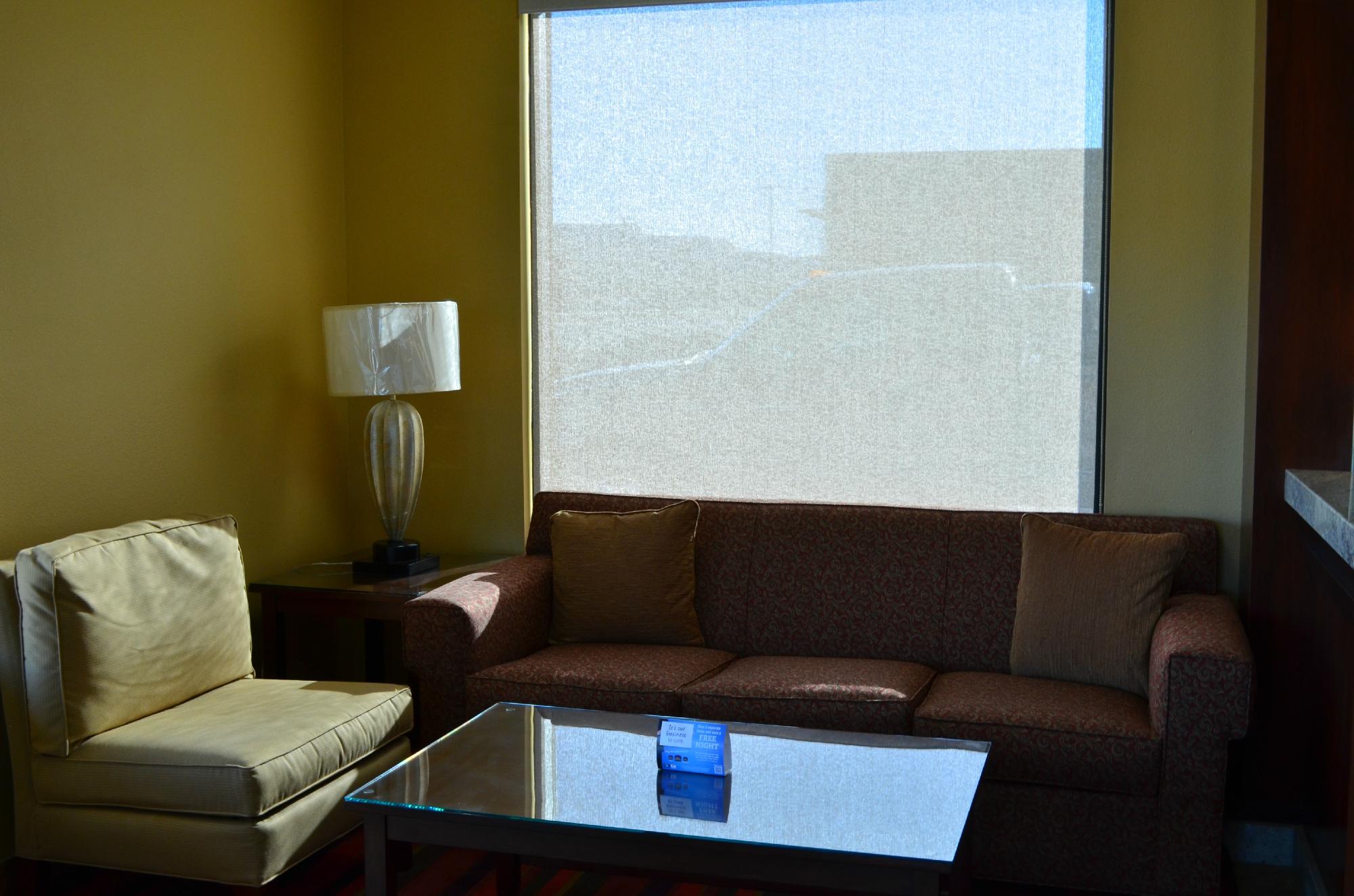 Hotel photo 16 of SureStay Hotel by Best Western Tehachapi.