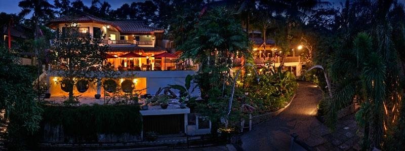Tempat Senang by night