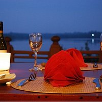 A la carte dining