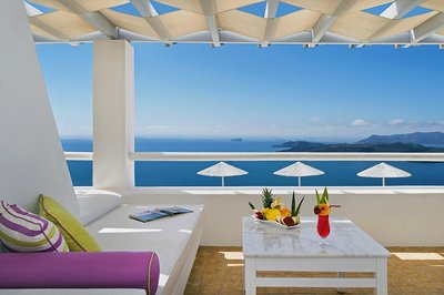 Hotel photo 2 of Lilium Santorini Hotel.