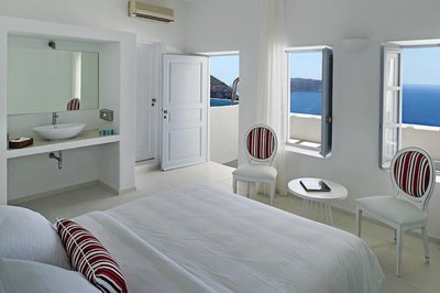 Hotel photo 23 of Lilium Santorini Hotel.