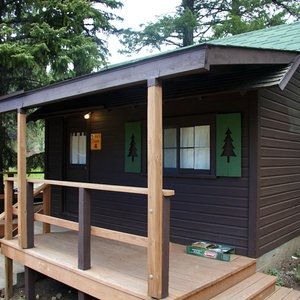 Yogi's Cabin #4