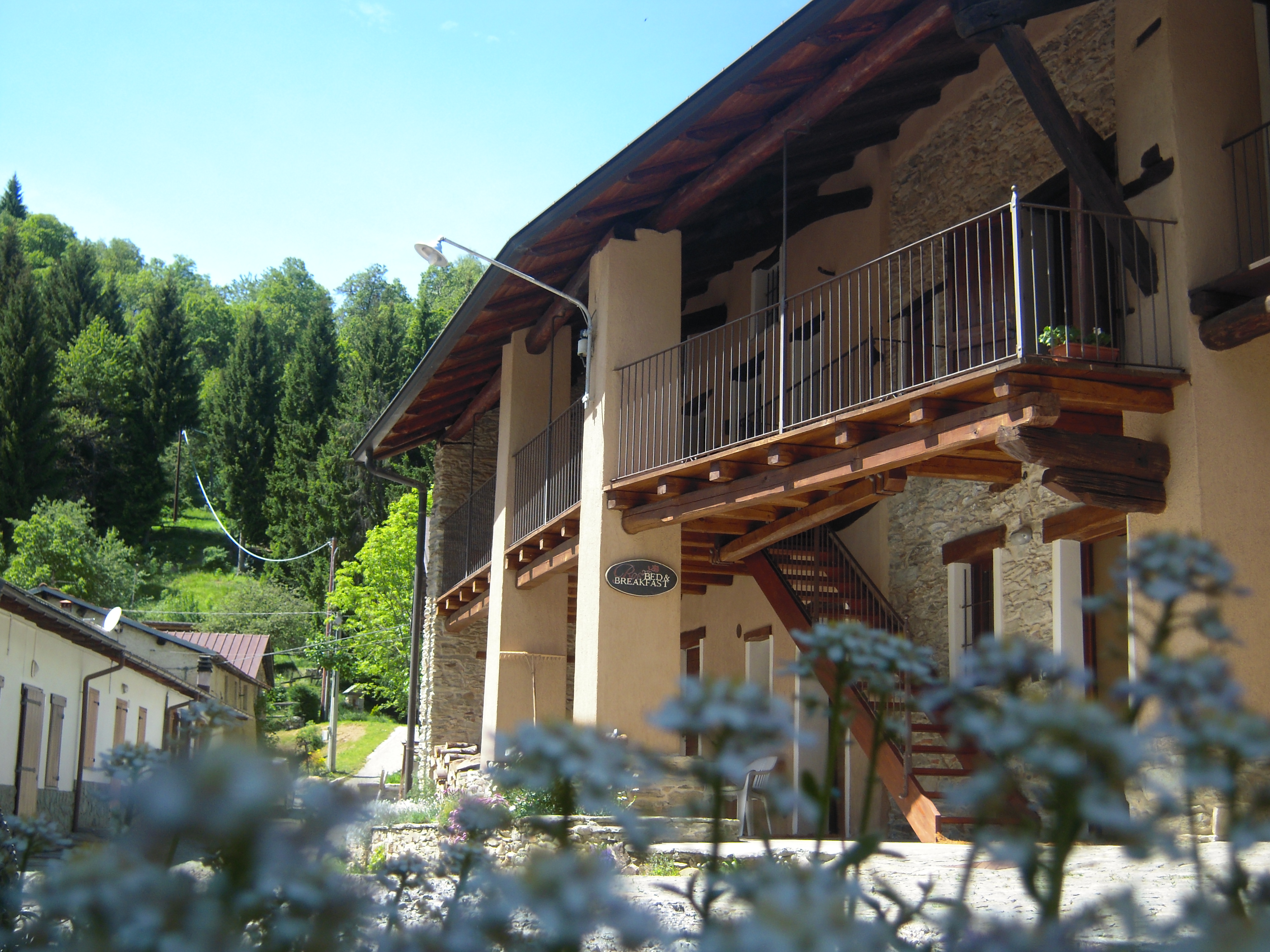 ROSBED & BREAKFAST, IL B&B DI ROSBELLA (Boves, Provincia Di Cuneo ...