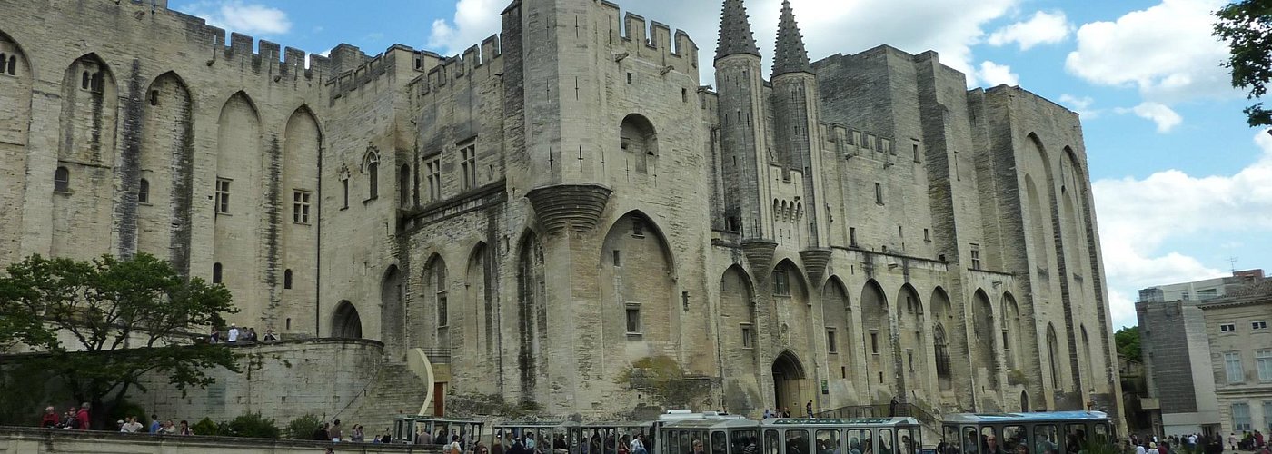 le palais des papes en Avignon