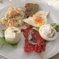 Antipasti misti, tradizionali piemontesi.