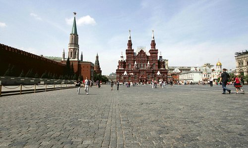 The Walls of the Kremlin & the State Historical Museum