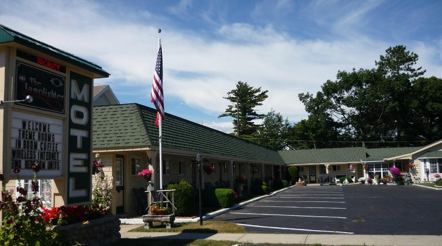 Lamplighter Motel