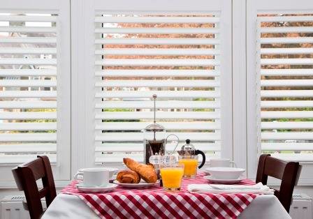 Breakfast overlooking Fitz Park...