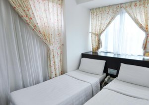 Room & Suite