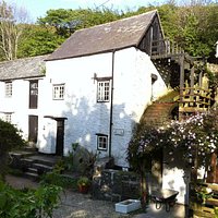 16th C. Hele Corn Mill in May 2013