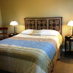 comfortable queen beds