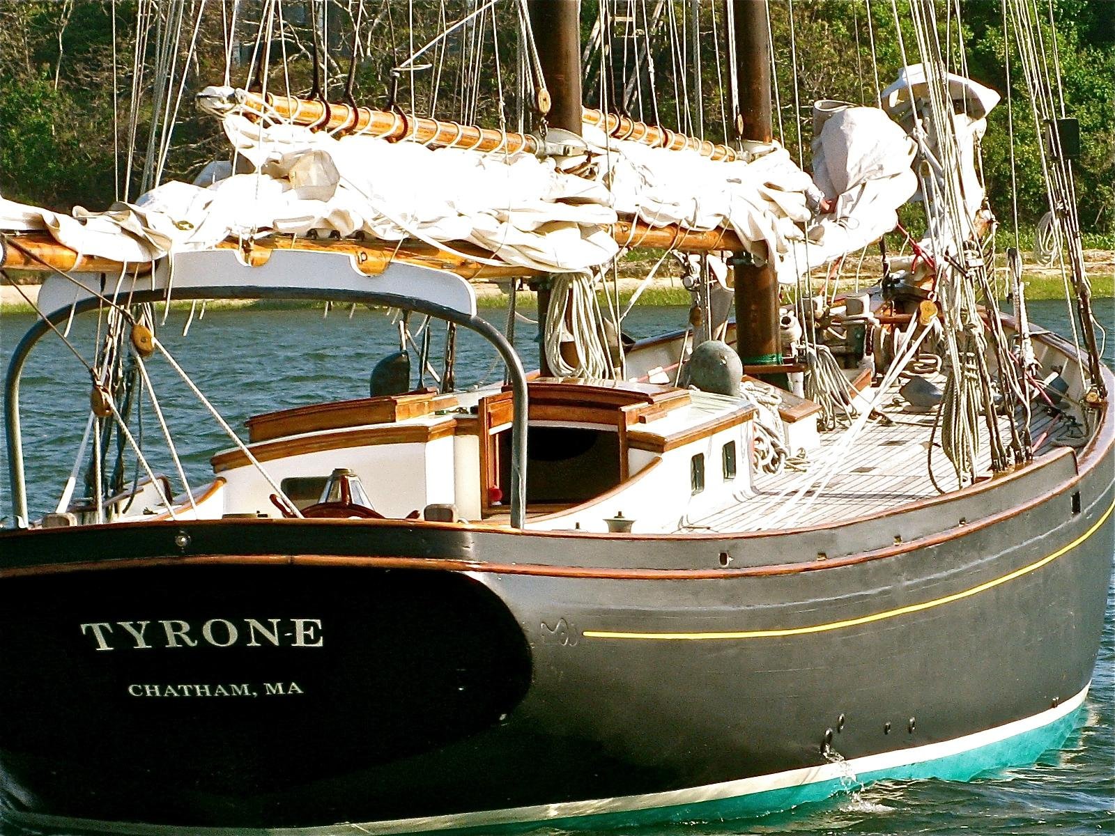 chatham classic yacht charters