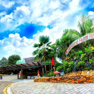 Loreland Farm Resort