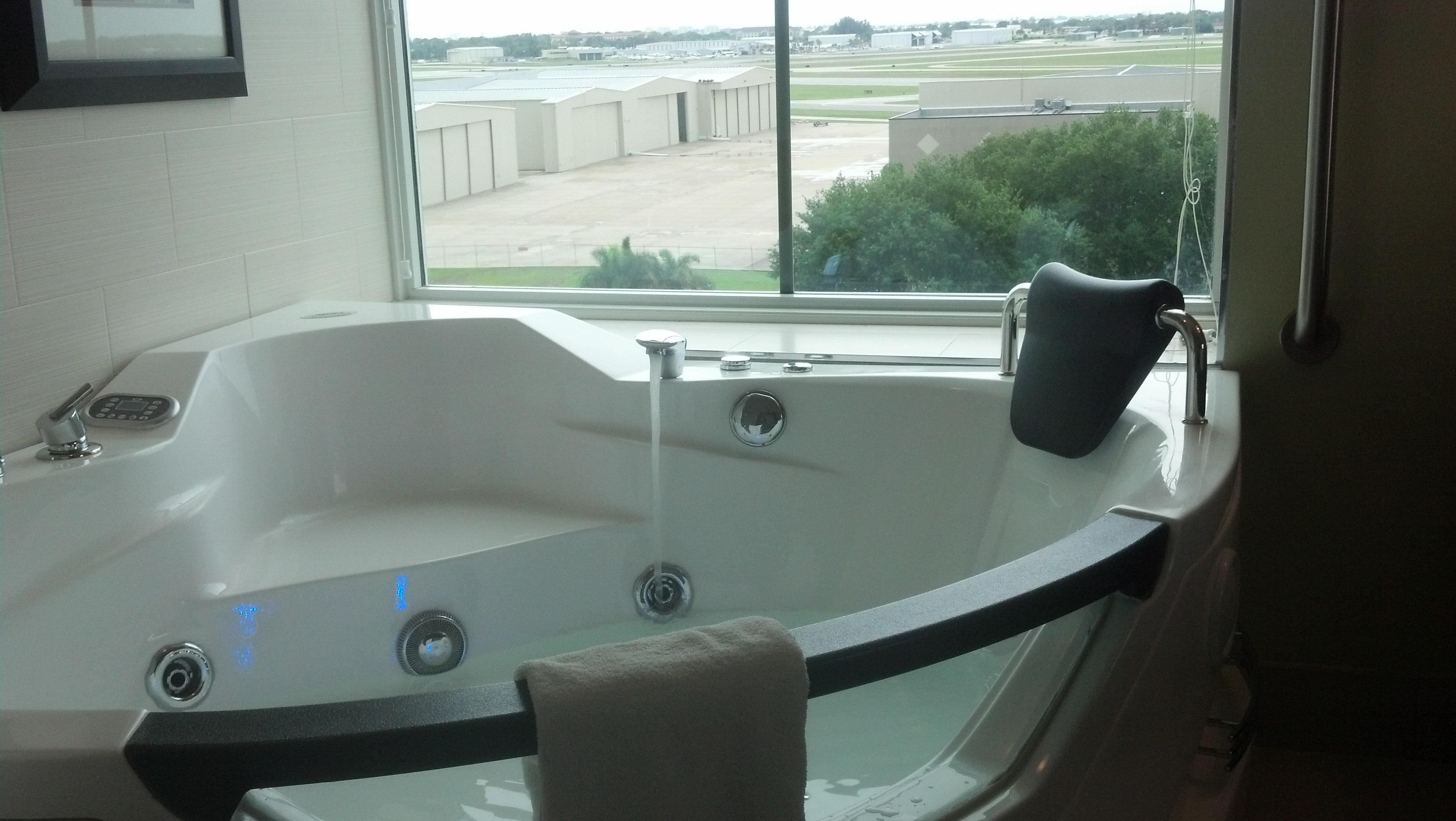 Hotel photo 39 of Holiday Inn Sarasota-Airport.