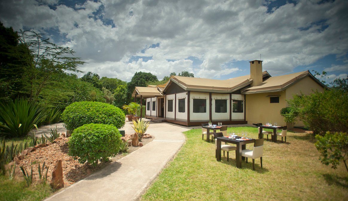 Ngerende Island Lodge