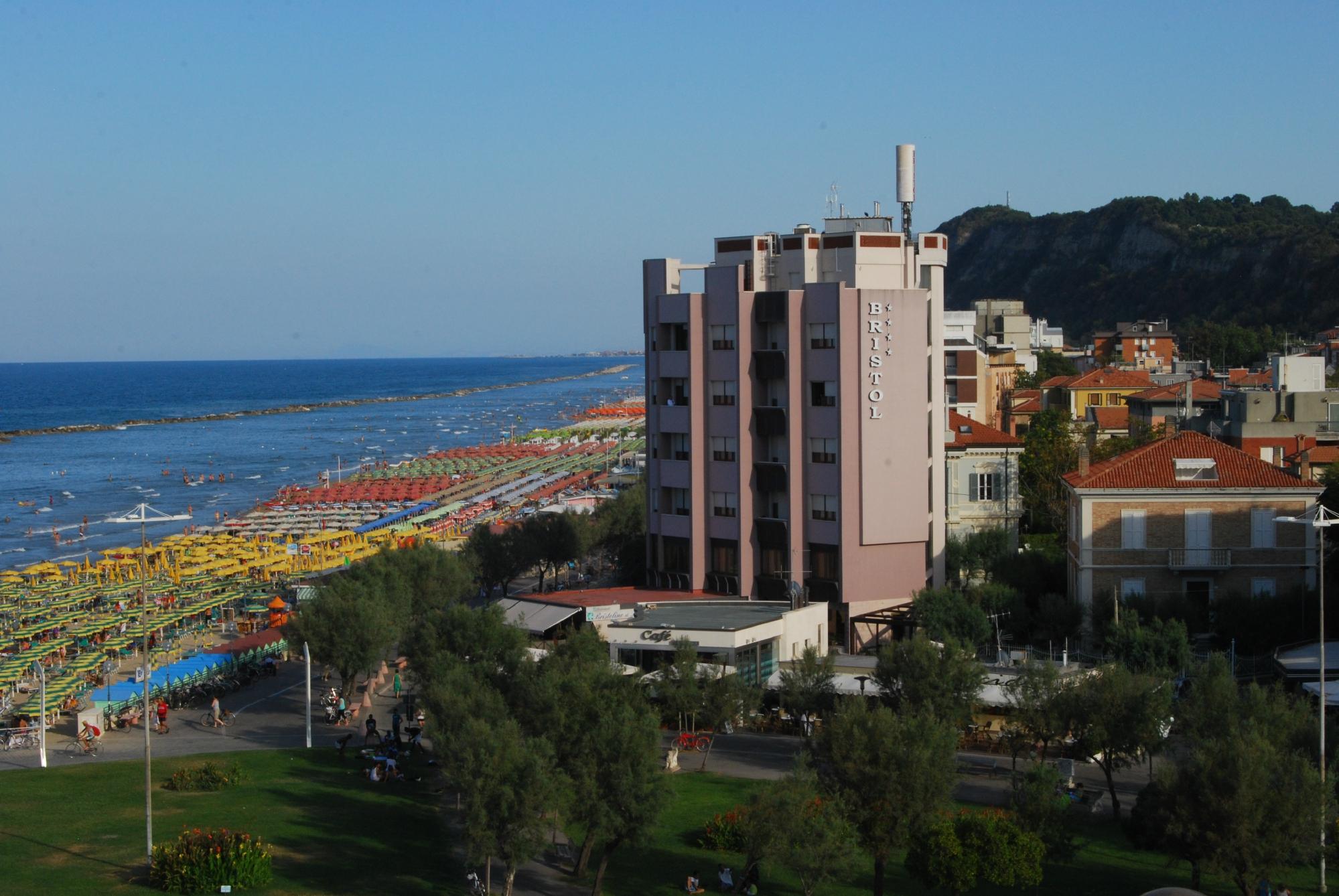 Hotel Bristol (Pesaro, Italie) - Tarifs 2022 Mis à Jour Et Avis Hôtel