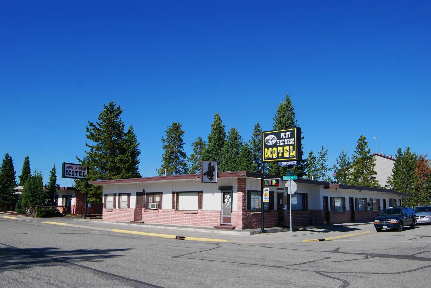 PONY EXPRESS MOTEL (West Yellowstone, MT) - tarifs 2024