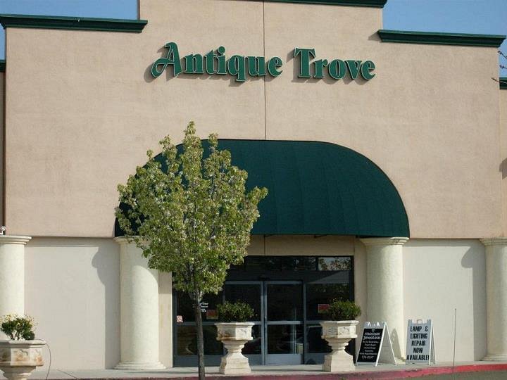 Antique Trove - Cookie Time! Need we say more? No cookies inside