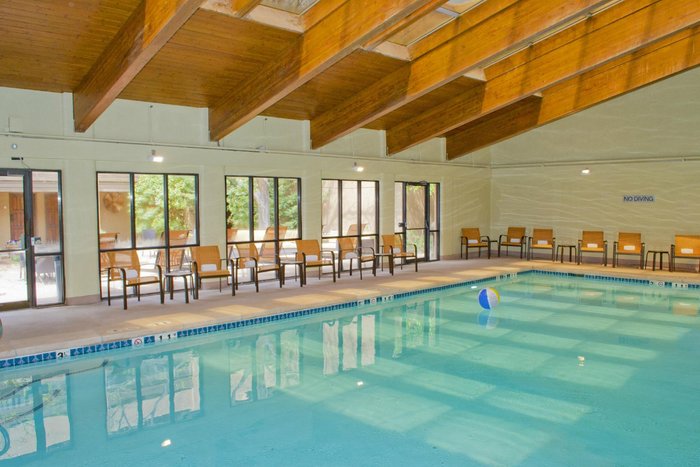 Courtyard by Marriott Santa Fe Pool: Pictures & Reviews - Tripadvisor