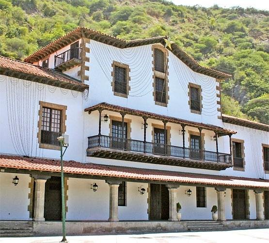 La Casa Guipuzcoana image
