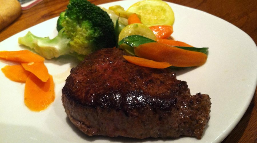 "Signature" sirloin with mixed vegetables