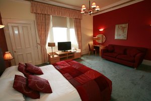 Room & Suite