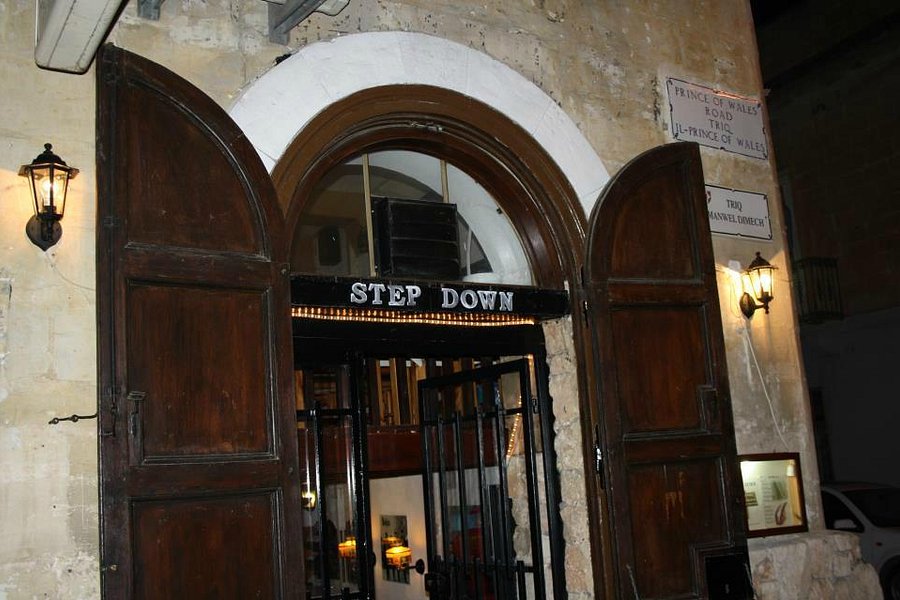 Step Down Bar image