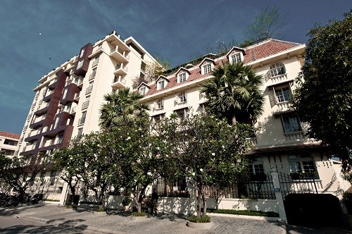 Facade of the Central Mansions