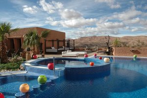 Piscina e praia