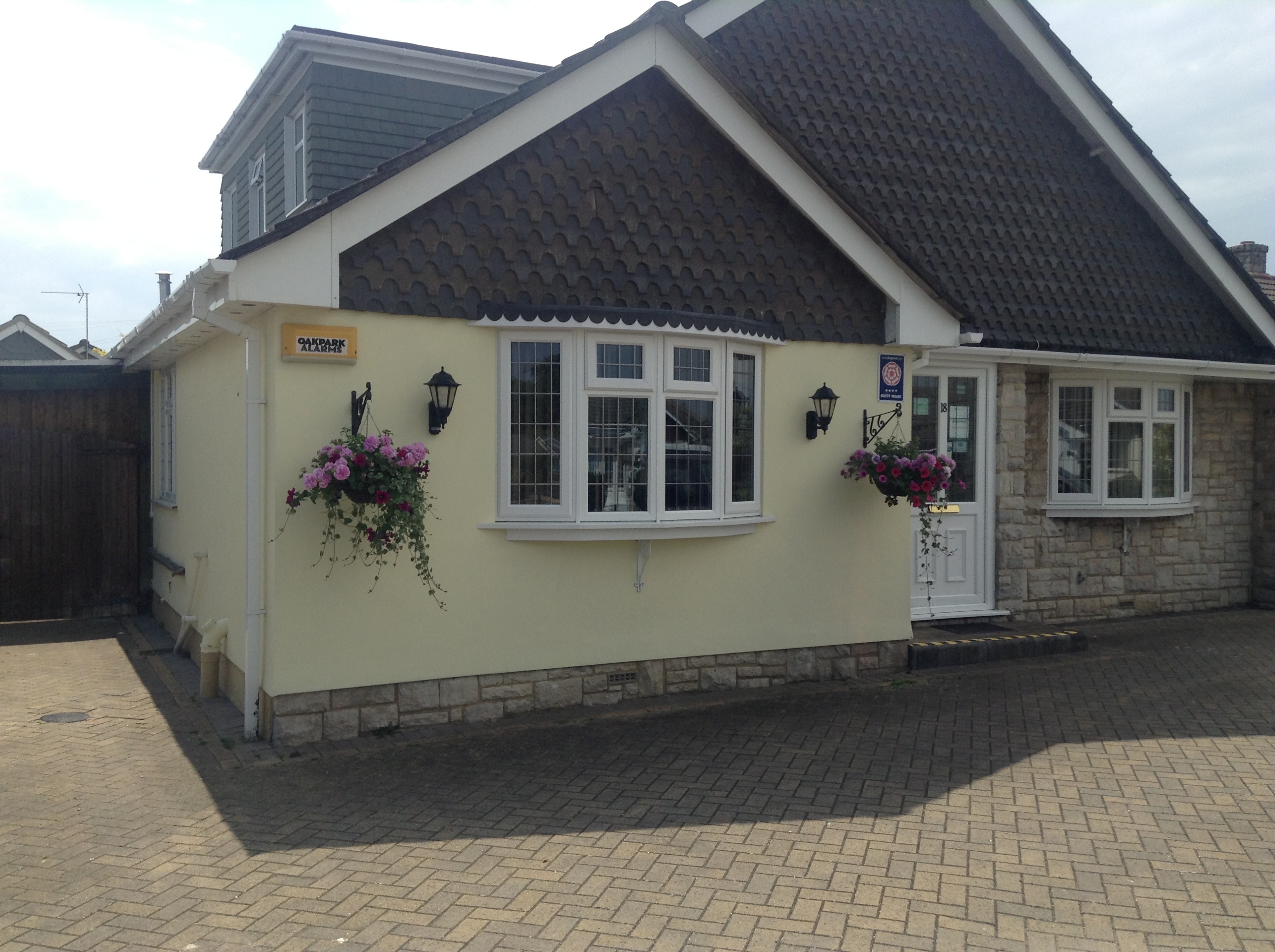 BURE LODGE B&B - Reviews, Photos