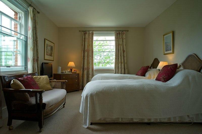 MANOR FARM BED & BREAKFAST - B&B Reviews (Bicester, Oxfordshire)