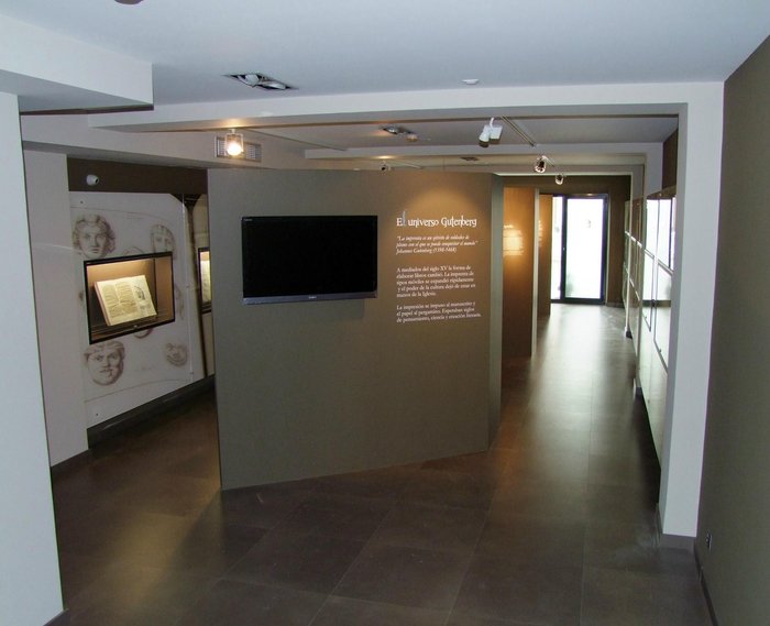 Imagen 8 de Museo del Libro Fadrique de Basilea