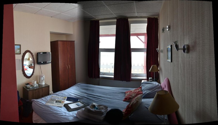 Stitched panoramic picture of the room