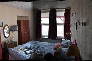 Room & Suite
