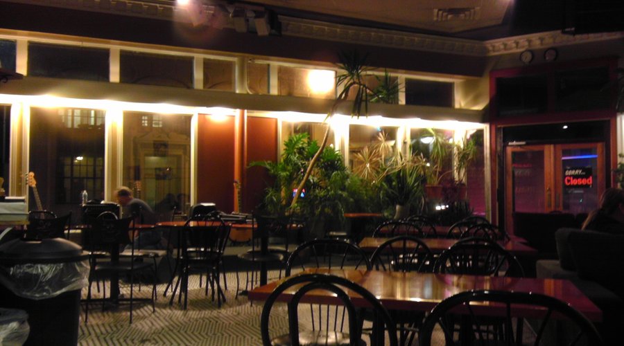 New Moon Cafe