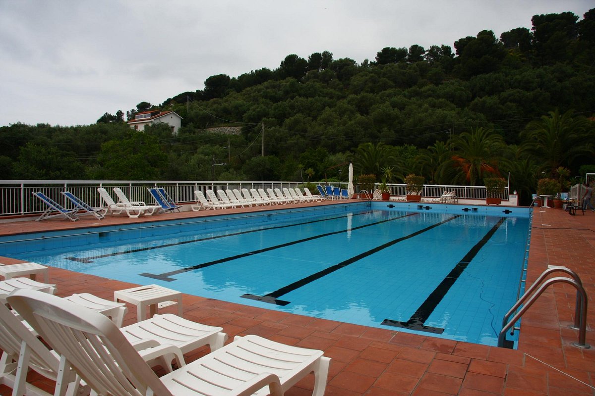 Il Borgo Della Rovere Pool Pictures & Reviews - Tripadvisor