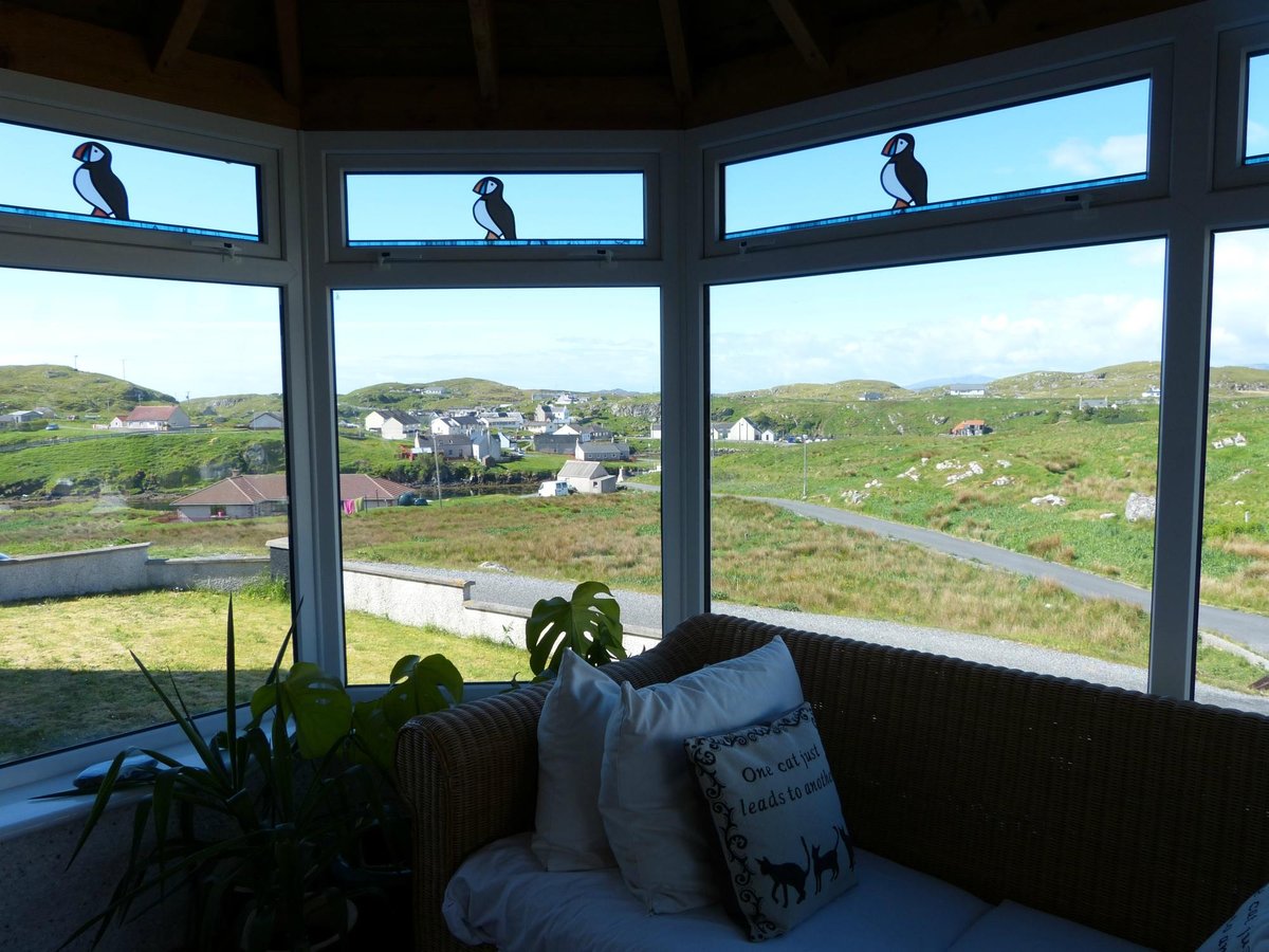 Hirta House Bar or Lounge: Pictures & Reviews - Tripadvisor