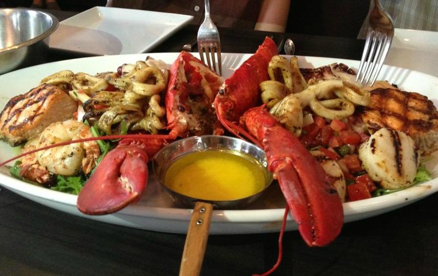 DIANA S OYSTER BAR GRILL Toronto Scarborough Photos Restaurant Reviews Order Online Food Delivery Tripadvisor