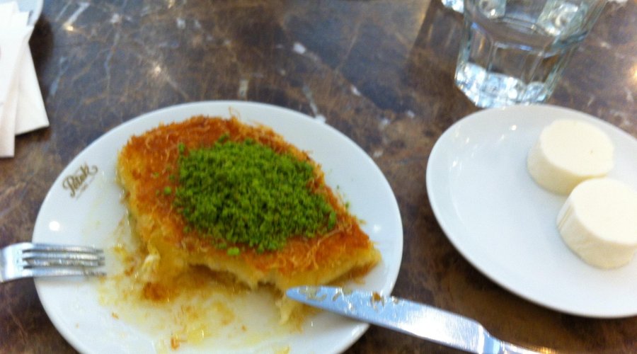 PETEK PASTANESİ