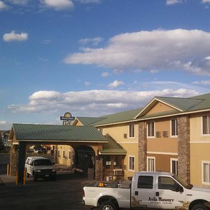 cheap hotels in gunnison co