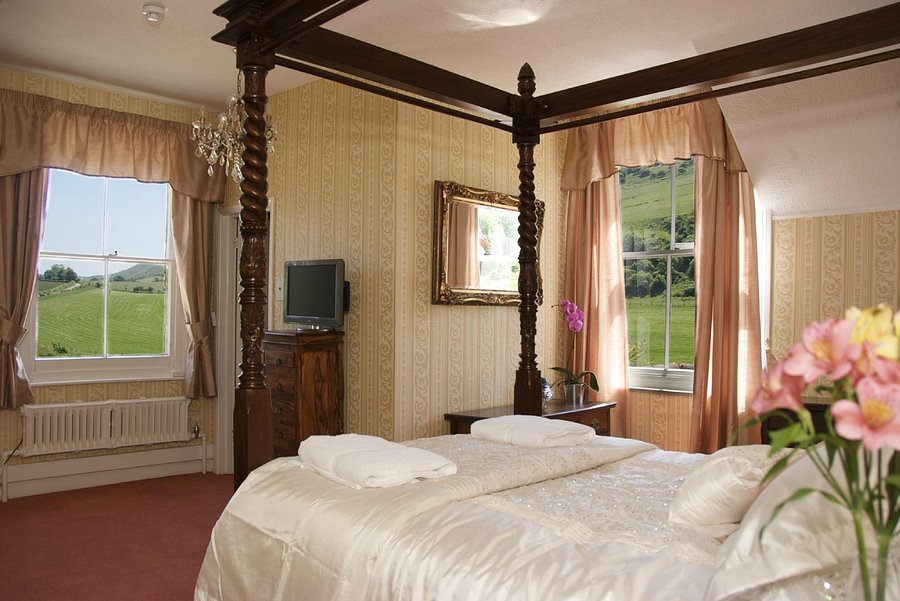 TOTTINGTON MANOR HOTEL - Updated 2021 Prices, Reviews, and Photos
