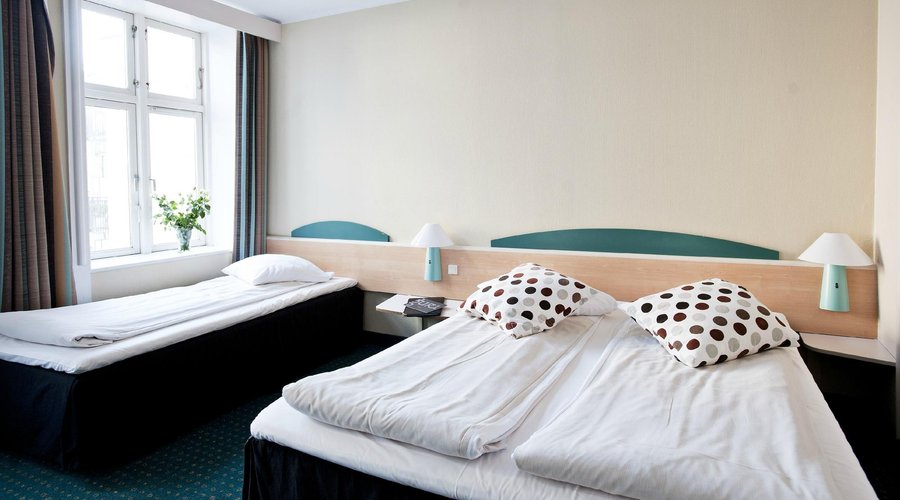 Triple room