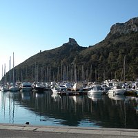 Marina Piccola e la Sella del Diavolo