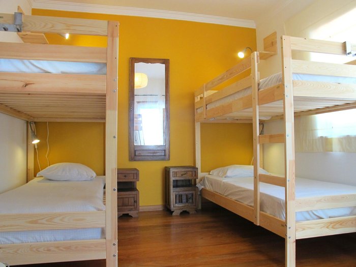 Imagen 3 de Ericeira Chill Hill Hostel & Private Rooms