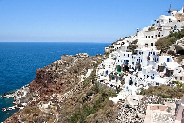 A Comprehensive Review of Myst Boutique Hotel in Santorini, Greece