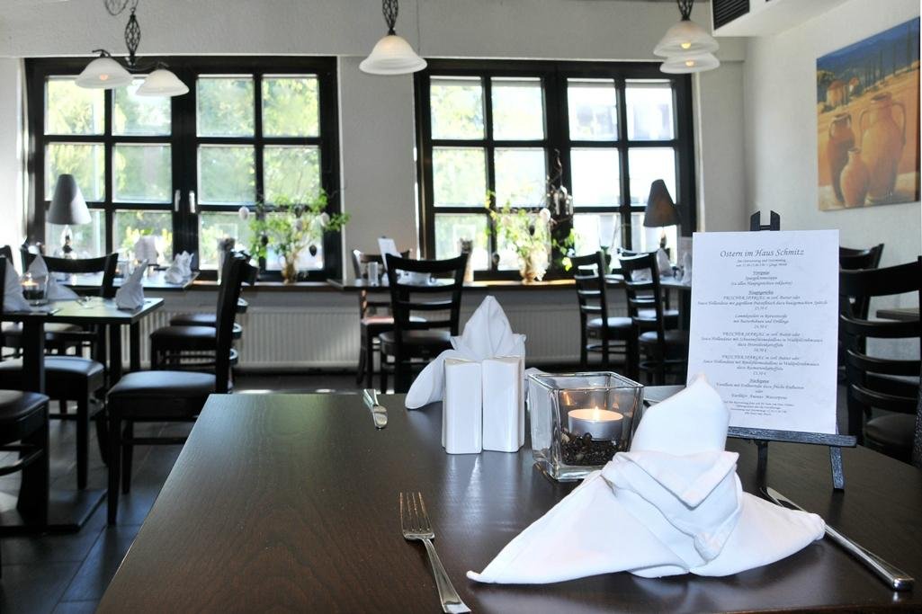 CHINA-RESTAURANT LING, Erftstadt - Restaurant Reviews, Photos & Phone  Number - Tripadvisor