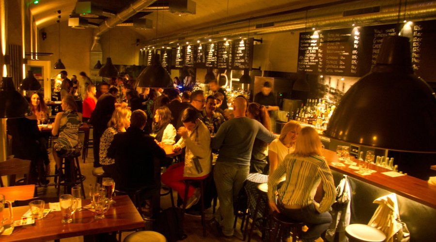 Hoffa bar, Prague