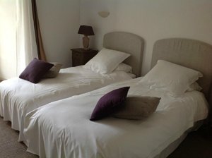 Room & Suite